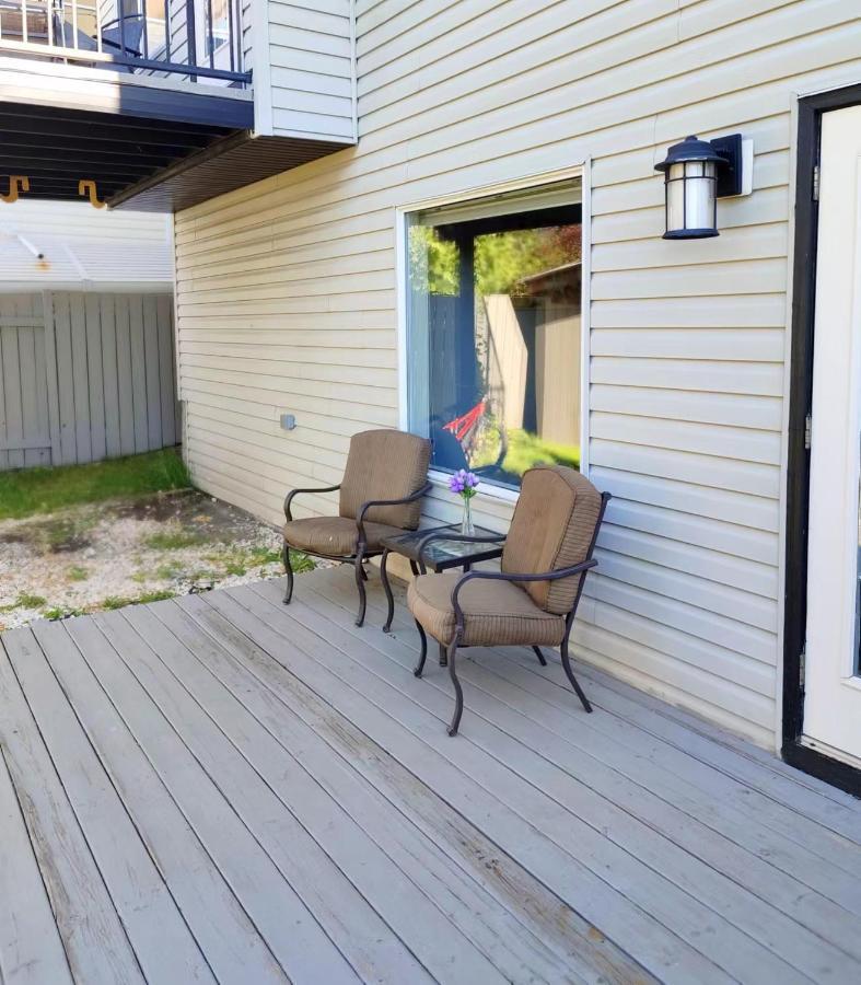 Lovely Home YYC Екстериор снимка