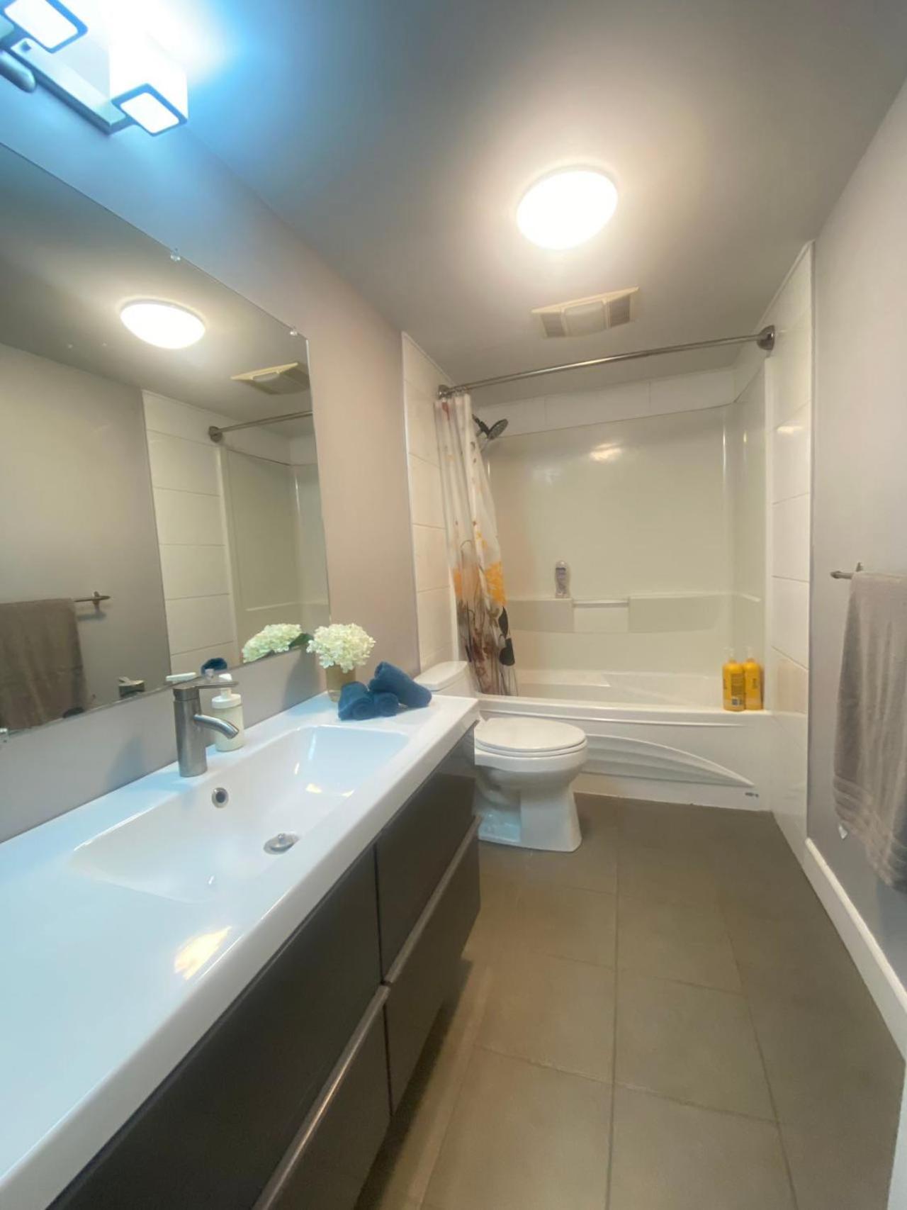 Lovely Home YYC Екстериор снимка